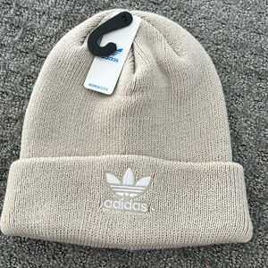 Adidas beanie